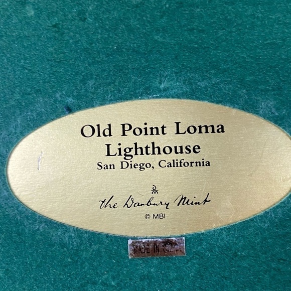 Danbury Mint lighthouse figurine, Old Point Loma. collectible. Great gift idea. - Picture 5 of 6